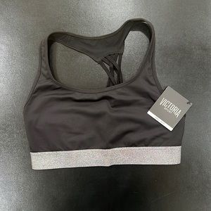 NWT Victoria’s Secret Sport Bra sz Small